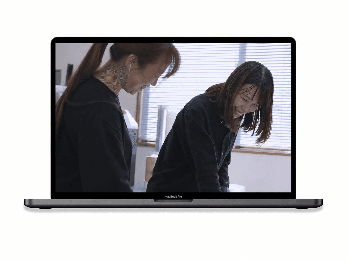 採用動画 4